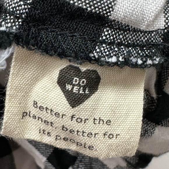 Madewell gingham check puff sleeve button front crop top, black white, medium - Picture 6 of 6